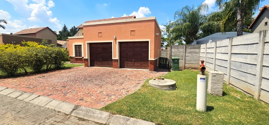 To Let 3 Bedroom Property for Rent in Waterval East North West